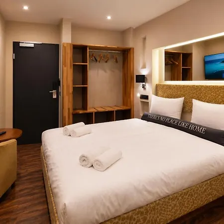 Elbgalerie Hotel