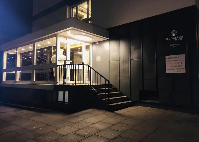 Elbgalerie Hotel 4*